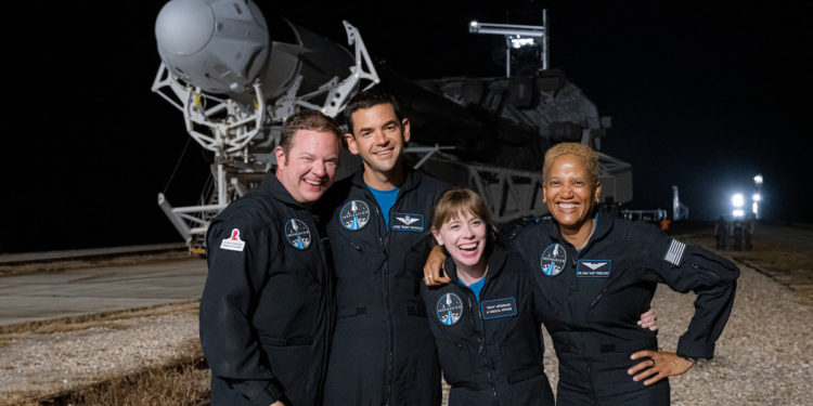 SpaceX rocket rolls out to pad 39A for Inspiration4 launch