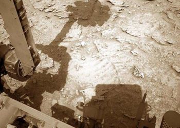 Curiosity the Cautious Rover: Sols 3957-3959