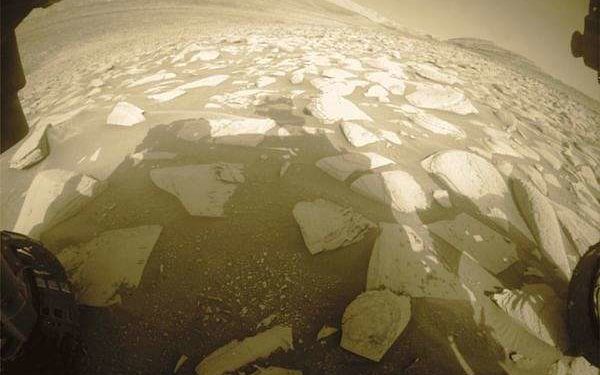 Sols 3948-3949: A Rocky Road, or Two!