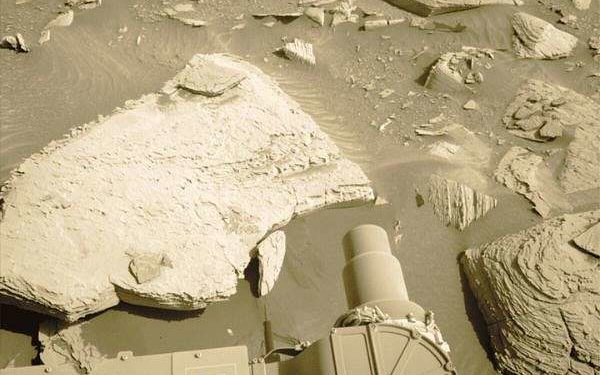 Dust removal delayed: Sols 3962-3963