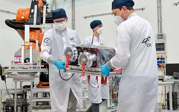 NASA and JAXA advance Martian Moons study with instrument handoff