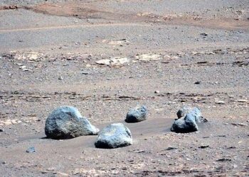 New Seismic Data Reveals Daily Meteorite Impacts on Mars