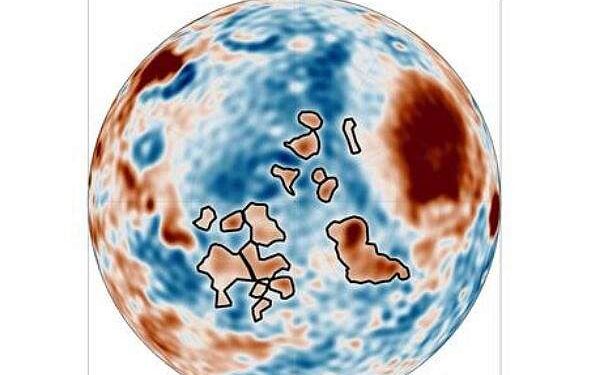 Gravity study of Mars reveals hidden structures and activity beneath Olympus Mons