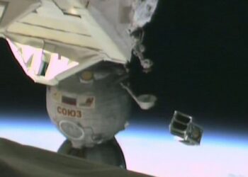 ‘You’re free!’ Tiny Japanese satellites escape doomed space station years ahead of its fiery death | Space photo of the day for Oct. 21, 2025