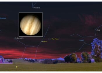 The moon and Venus take a morning stroll through the sky on Oct. 19