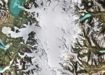 Satellites watch glaciers melting in Patagonia | Space photo of the day for Oct. 22, 2025