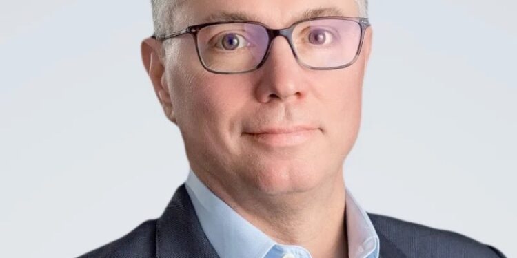 Axiom Space replaces CEO