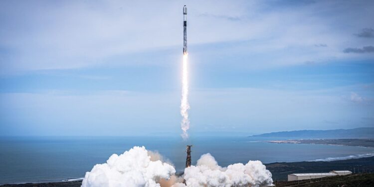 Watch SpaceX launch its 10,000th Starlink satellite to orbit today