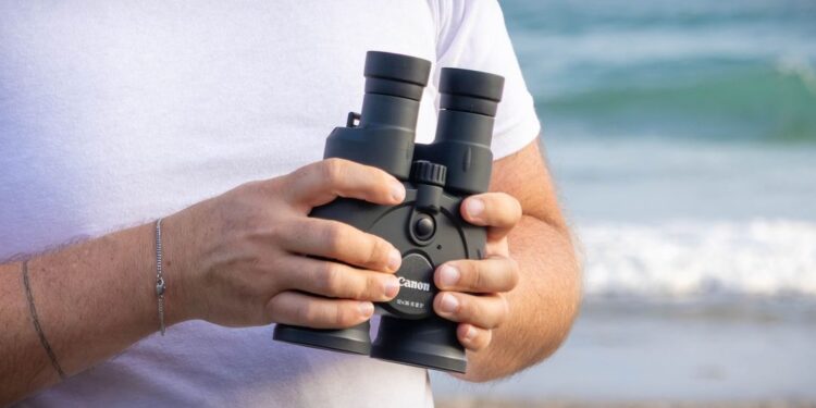 Canon 12×36 IS III binocular review