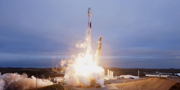 Watch SpaceX launch more than 100 satellites to orbit today on Transporter 15 rideshare mission