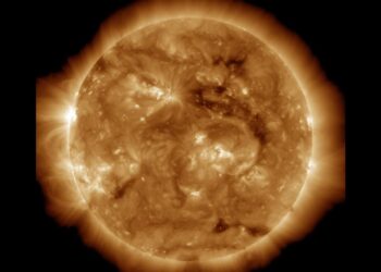 Scientists find twisting magnetic waves on the sun. Could this help solve a huge solar mystery?