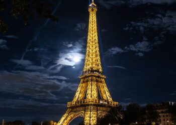 See stunning photos of November’s full ‘Beaver Moon’ — the biggest supermoon of 2025