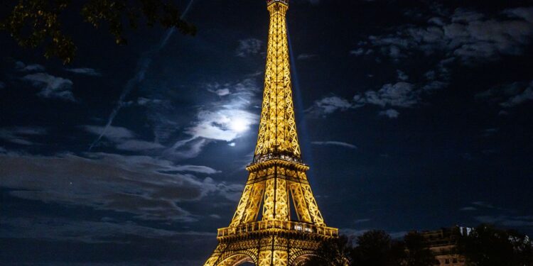 See stunning photos of November’s full ‘Beaver Moon’ — the biggest supermoon of 2025