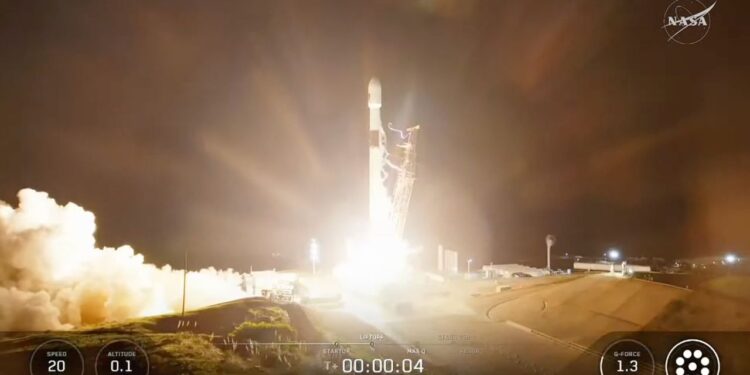 SpaceX launches used rocket for 500th time, sends Sentinel-6B ocean-mapping satellite to orbit (video)