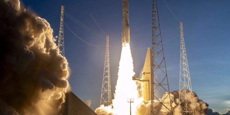 Ariane 6 launches Sentinel-1D radar imaging satellite
