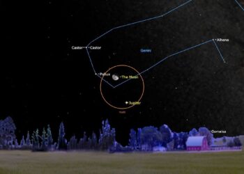 Don’t miss Jupiter and the moon join up in the night sky this weekend