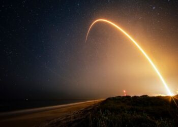 SpaceX launches Starlink satellites on its 150th Falcon 9 mission of the year (video)