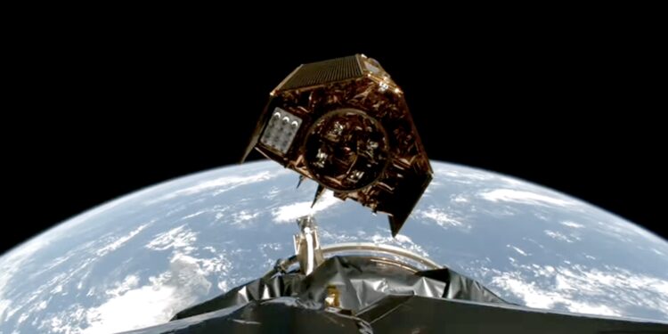 Falcon 9 launches Sentinel-6B satellite to monitor global sea level