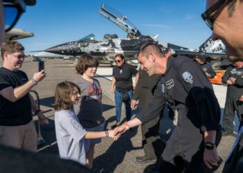 Trump nominates billionaire Jared Isaacman for NASA chief — again