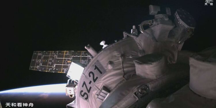 China to launch Shenzhou-22 spacecraft Nov. 25 to provide lifeboat for astronauts