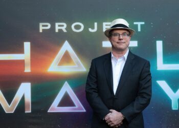 ‘Project Hail Mary’ author Andy Weir reveals his favorite scenes in the movie, praises Ryan Gosling’s amazing performance, & more (interview)