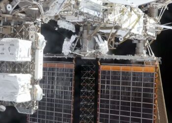 Astronauts complete prep for new ISS solar array on 1st NASA spacewalk in 10 months