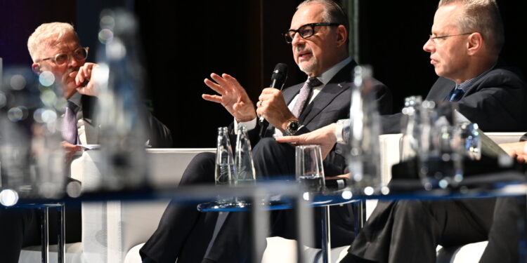 ESA to decide by June on Europe’s Gateway contributions