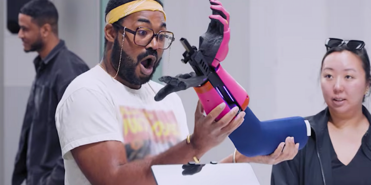 Sci-fi shooter ‘Marathon’ comes to life in hilarious marketing prank (video)