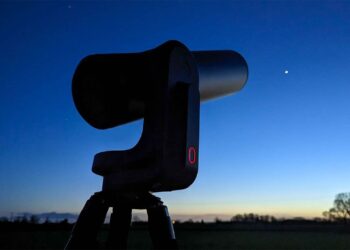 Smart telescope buying made easy: Your guide to Unistellar, ZWO, Celestron, Dwarflab, and Vaonis