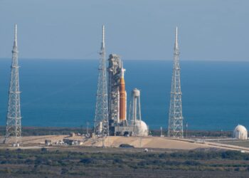 The perils of political impatience in the Artemis program