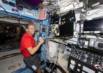 NASA Astronauts to Answer Questions from Students in New York