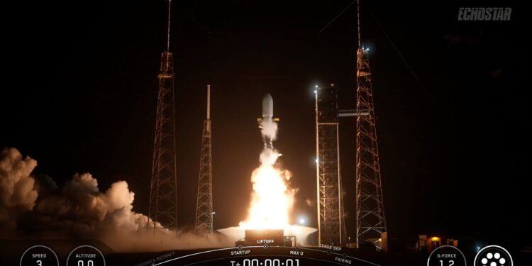 SpaceX launches 15,000-pound TV satellite to orbit on its 30th mission of the year (photos, video)