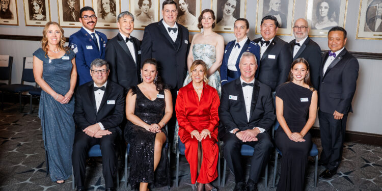 Johnson Leaders Honored by National Space Club & Foundation 