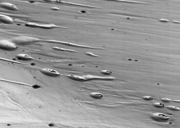 Ice melts in the springtime on Mars | Space photo of the day for April 24, 2026
