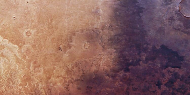 Ancient volcanic ash seen blowing across Mars in new spacecraft images