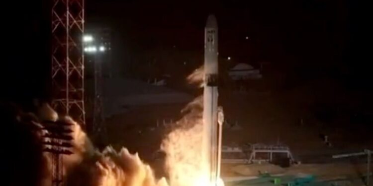 Russia’s new homegrown Soyuz 5 rocket aces debut launch