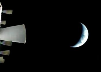 Artemis 2 heads to the moon