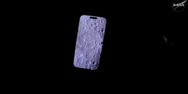 Artemis 2 moon astronauts capture space history — on their iPhones