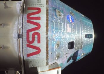 Artemis 2 astronauts — now halfway to the moon — report ‘burning smell’ from toilet, but everything’s fine