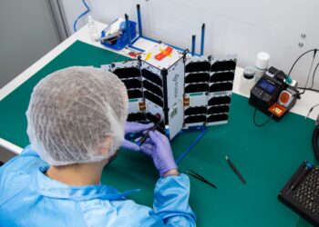 FOSSA targets Japan’s defense market as larger smallsats expand capabilities