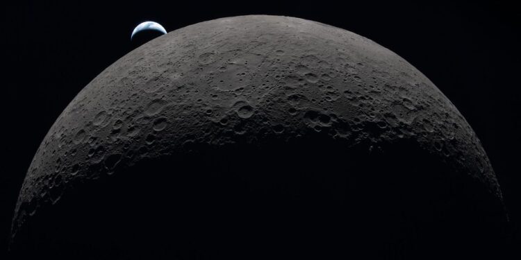 Landing astronauts on the moon ‘is absolutely doable, and it’s doable soon,’ NASA’s Artemis 2 commander says