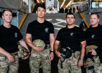 Meet the US Navy divers who welcomed the Artemis 2 astronauts home from the moon