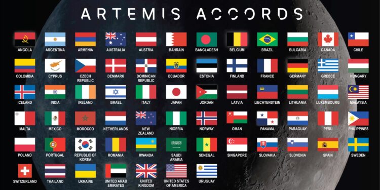 Paraguay signs the Artemis Accords