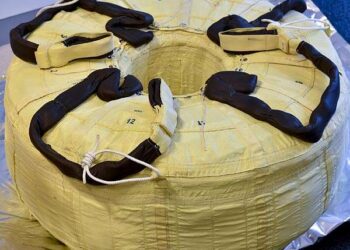 ExoMars Rosalind Franklin Parachute Baked Sterile at ESTEC Ahead of 2028 Mars Mission