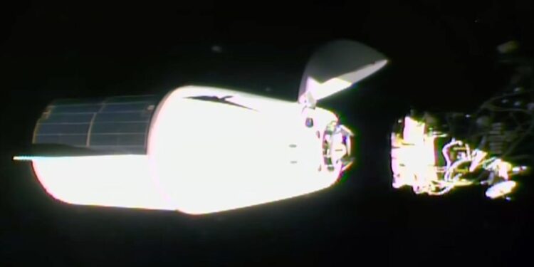 SpaceX Dragon capsule delivers science and supplies to space station