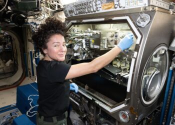 NASA Astronauts to Answer Questions from Students in New York